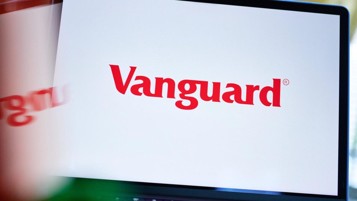 Vanguard has a change of heart on crypto, lists Bitcoin and other ETFs