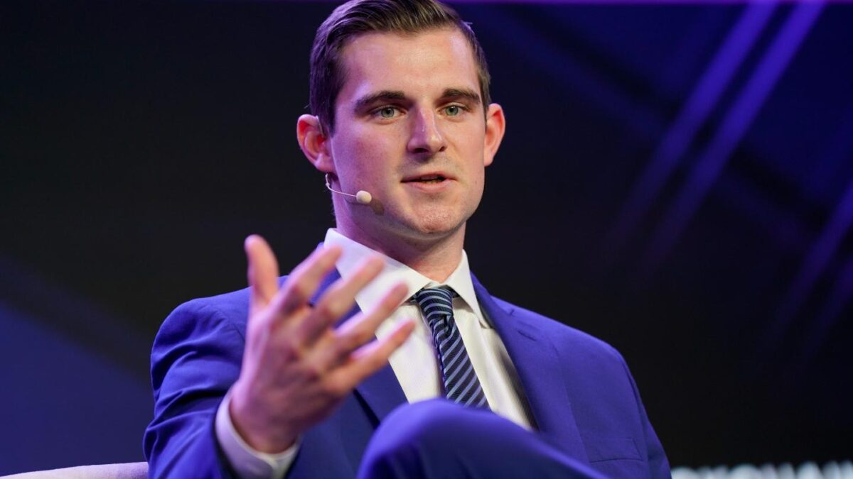 Trump’s 29-year-old crypto guru Bo Hines is juggling dozens of job offers as he heads to the private sector