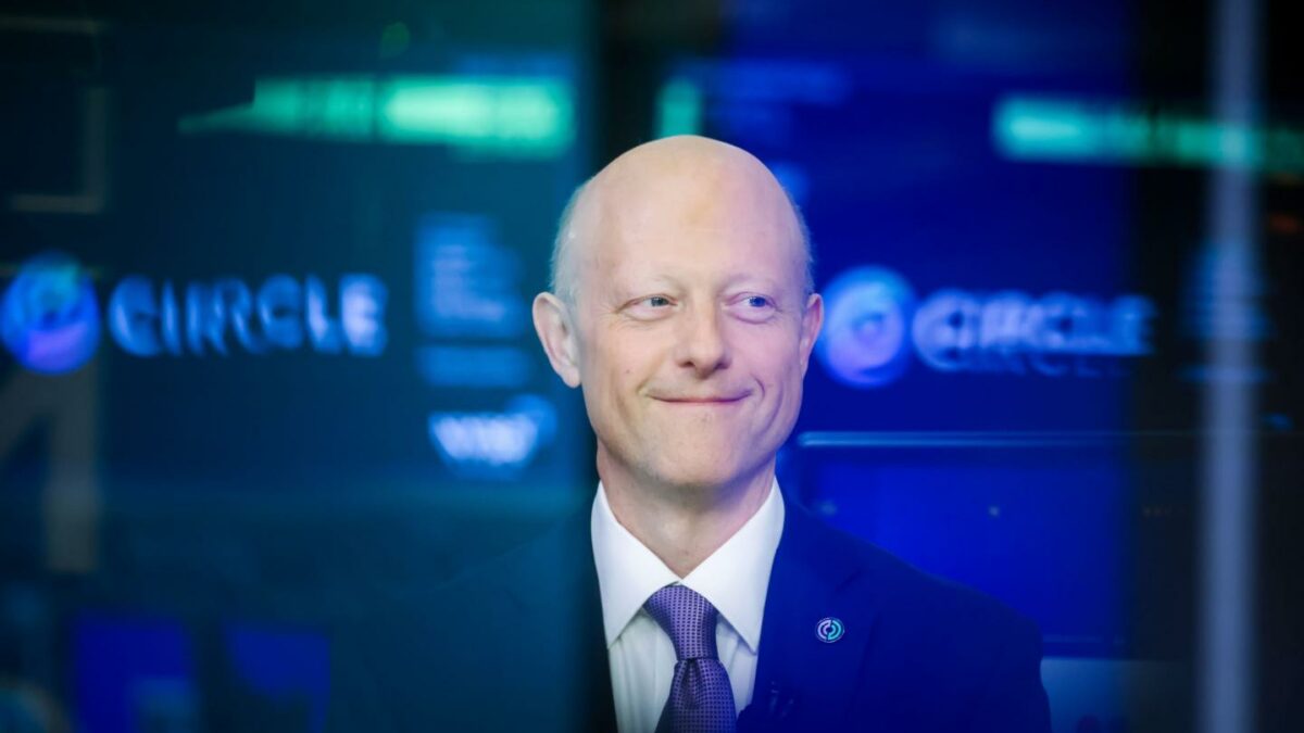 Circle shares surge after surprise earnings beat shows strong demand for stablecoins