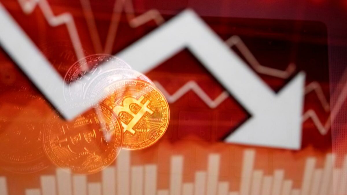 Crypto market in free fall as Bitcoin plunges below $70,000 while shares of Coinbase and Circle tumble