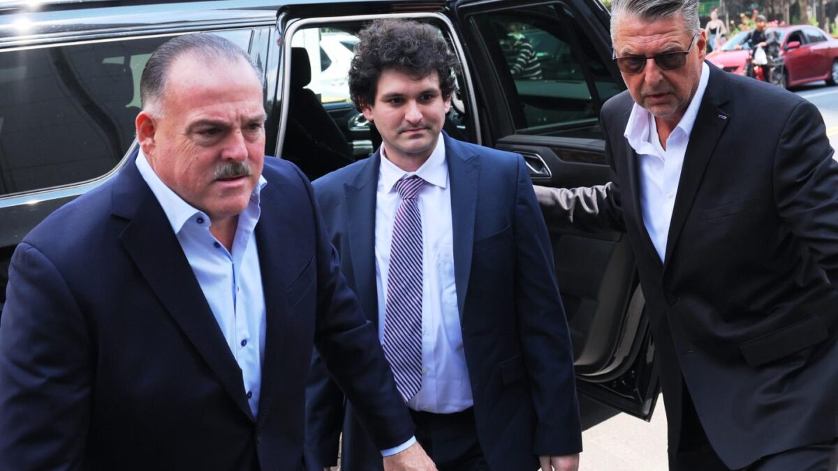 Sam Bankman-Fried (center) posted on X for the first time in two years on Monday.