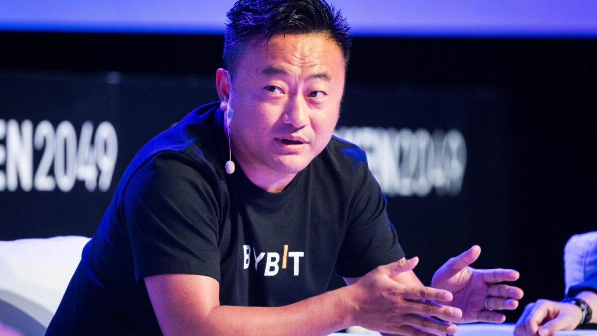 Bybit CEO Ben Zhou confirmed on Friday that $1.4 billion was stolen from one of the platform’s offline Ethereum wallets.