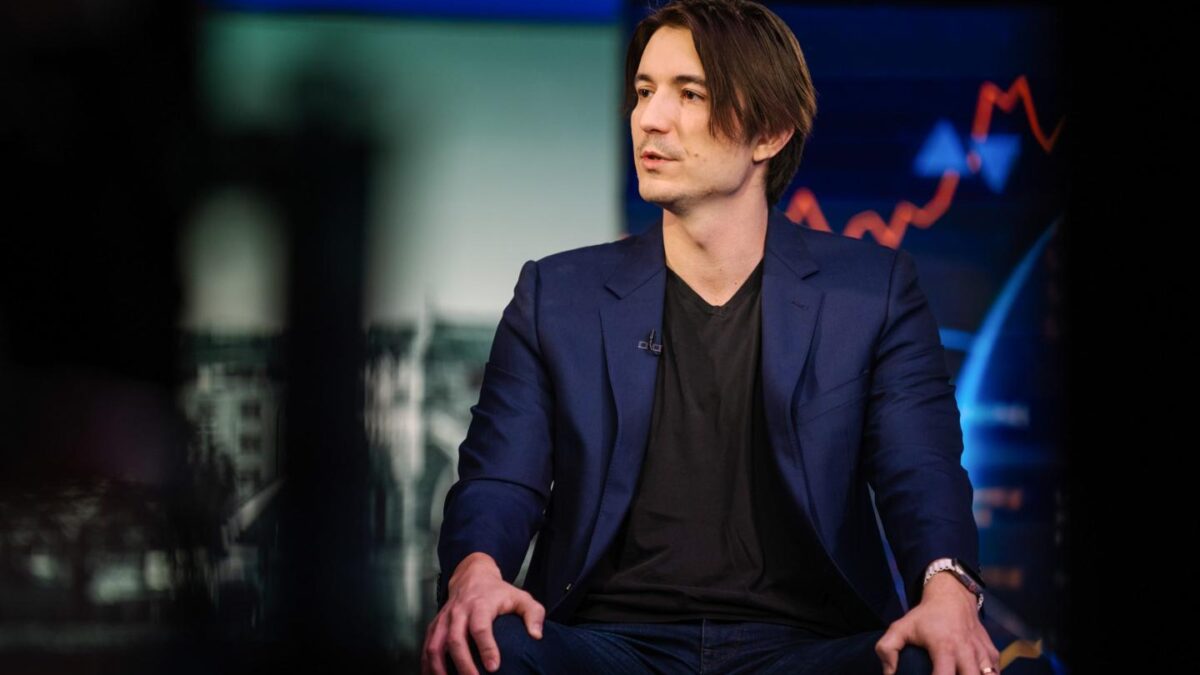 Vlad Tenev repsonds to a question during an interview with Bloomberg.