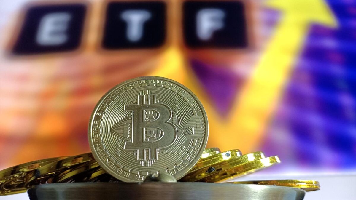 A new report says 70% of crypto transfers in North America exceeded $1 million.