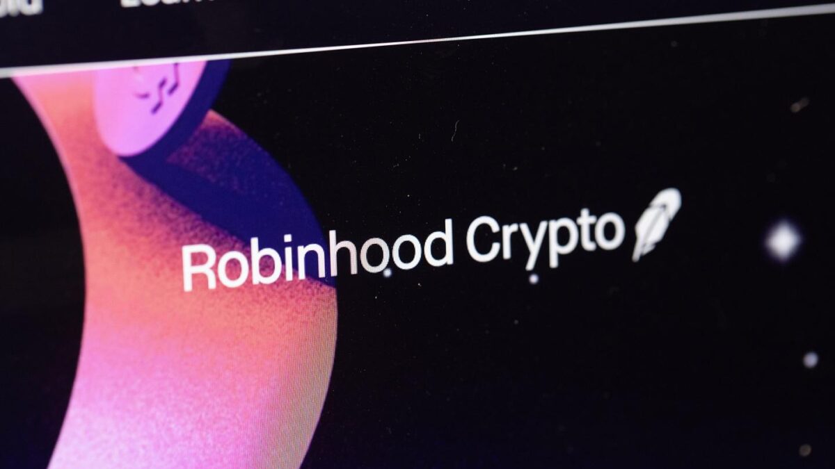 Robinhood announces a tie-up with Daffy, a platform that facilitates donations, that will allow users to donate to crypto.