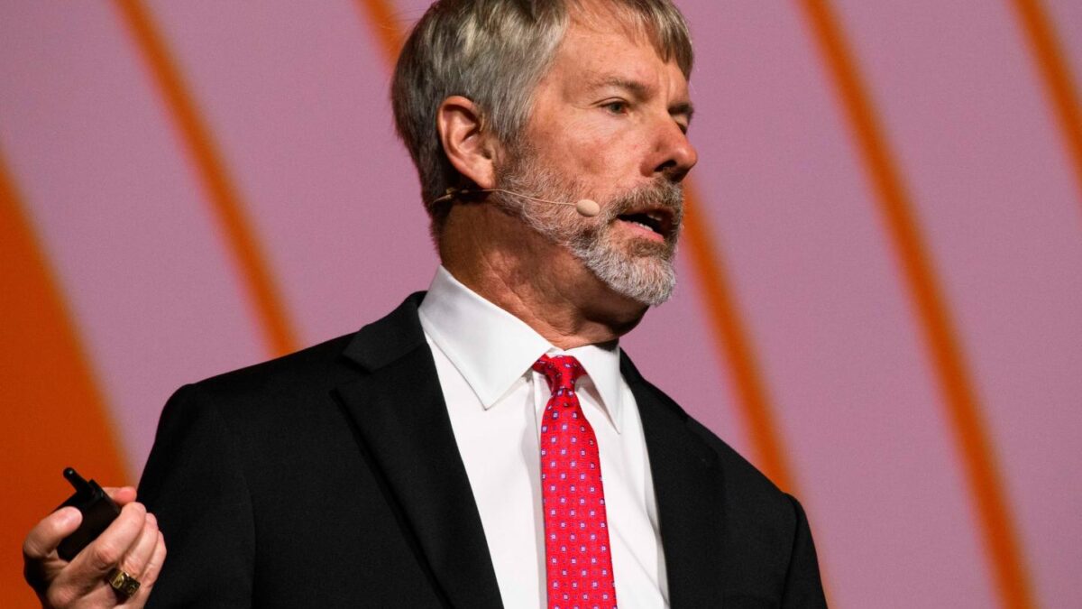 Bitcoin investment company Strategy, cofounded by Michael Saylor, reported its fourth consecutive loss in Q4 of 2024.