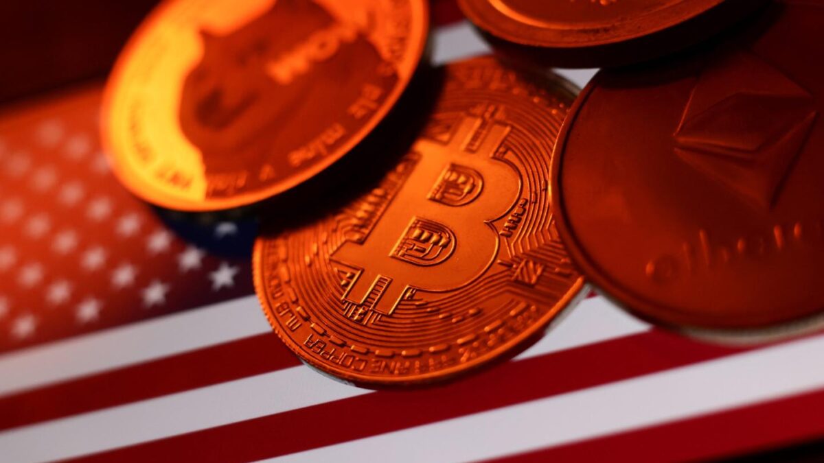 Bitcoin rose 4% on Wednesday following news of slowing inflation.