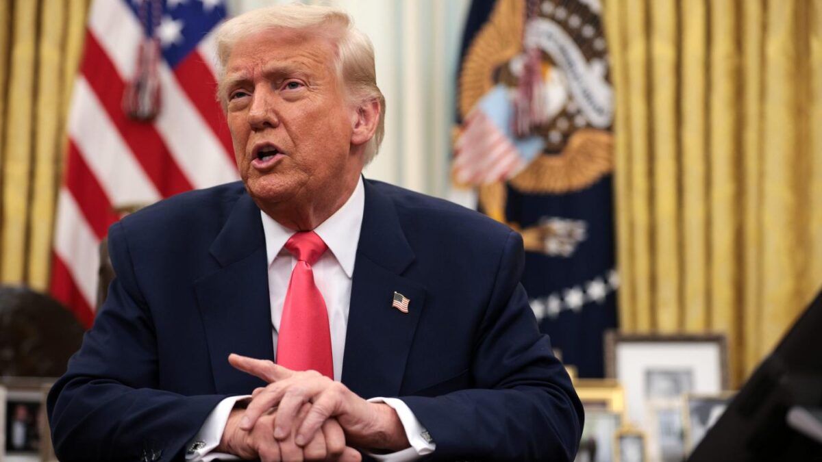 The crypto market continues to stumble as Trump declines to rule out potential recession this year 
