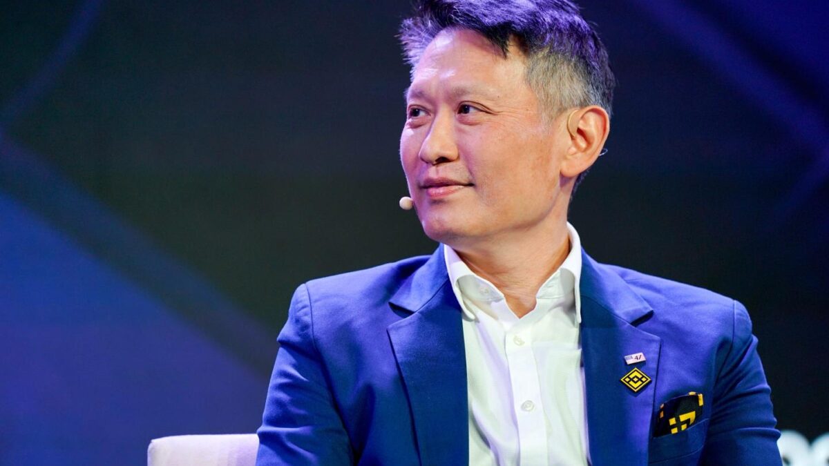 Richard Teng, Binance's CEO, says the company is helping governments develop crypto regulations, the FT reported on Thursday.