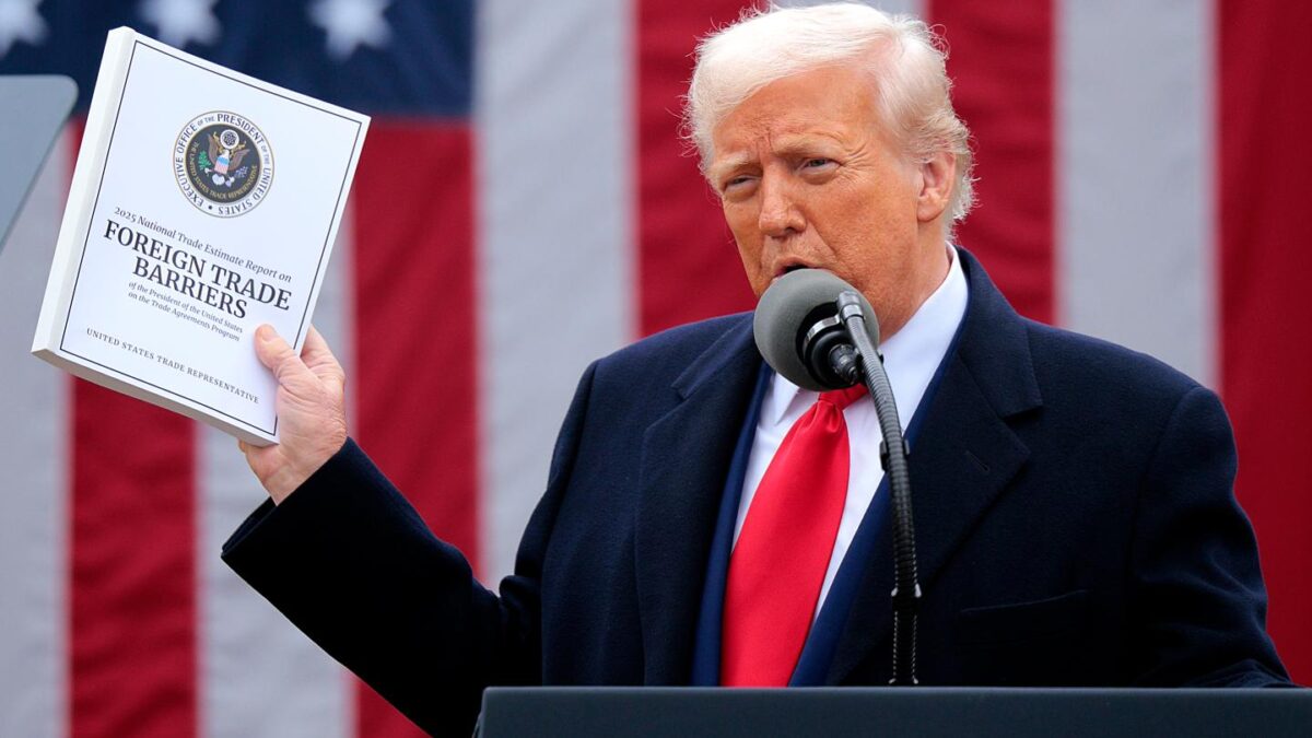 Bitcoin plunges 12% after Trump’s tariff announcement mirroring stock market downturn